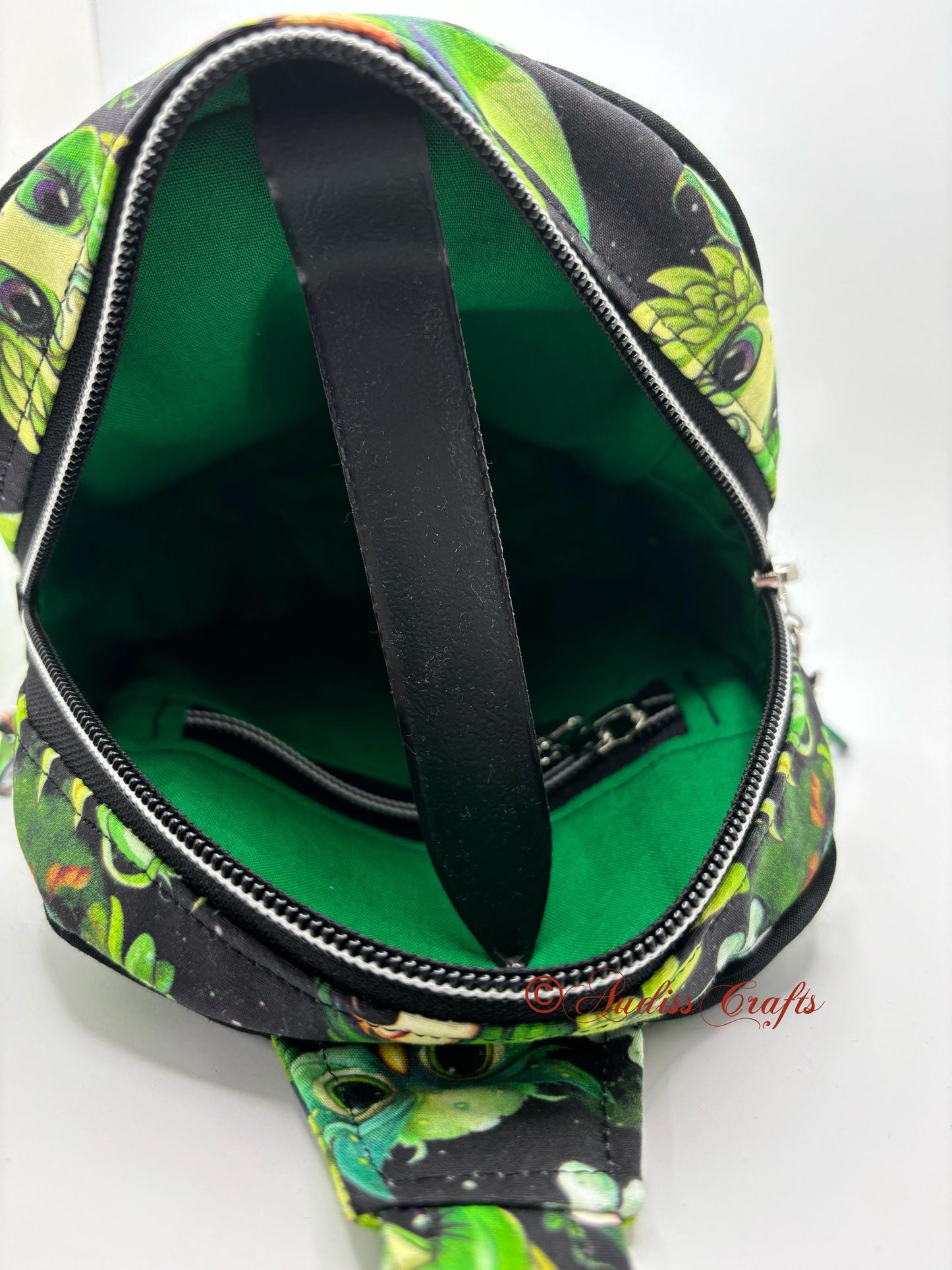 Green Fantasy Mav Pack